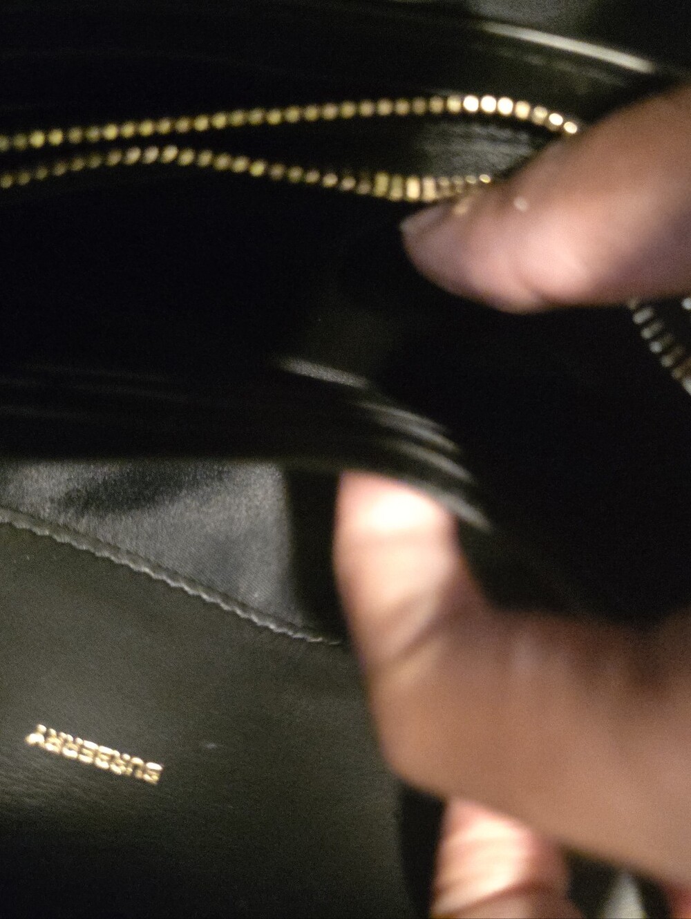 Labor Day Sale NWT- Women's Burberry Black Leather & Beige Check Wallet - Picture 9 of 16